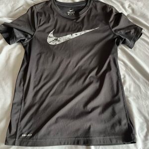 NIKE shirt